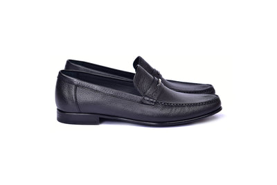 C0014059-3898 Hand-sewn deer skin Loafer Black