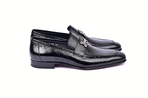 C01998-5760V H buckle Vita Calf Skin-Black