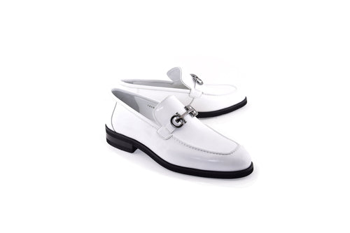 C0001209-7249 loafer with silver buckle-White
