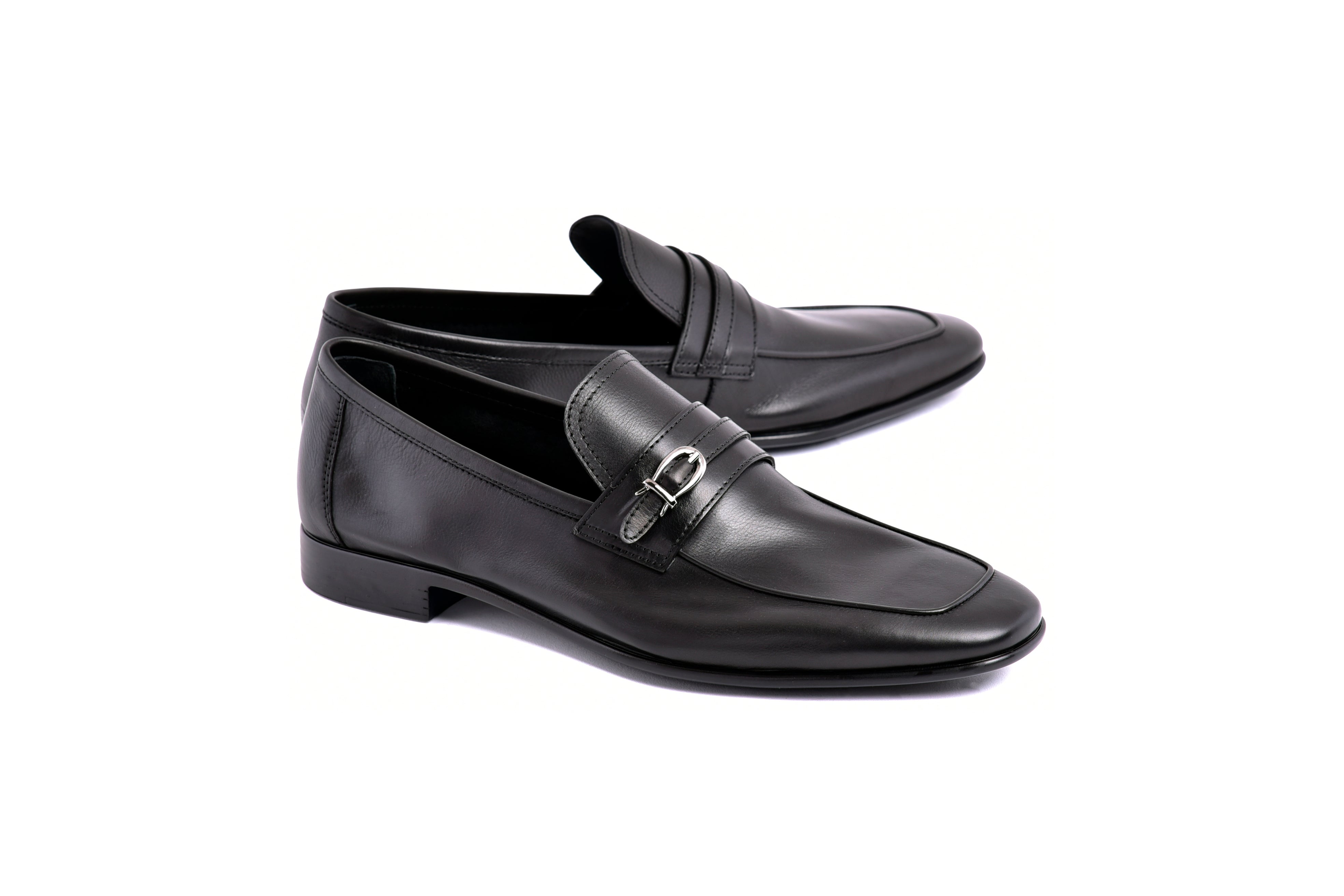 C0001117-7256 Side buckle loafer- Black