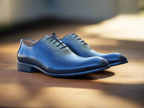 Carrucci Burnished Two-Tone Leather Wholecut Oxford