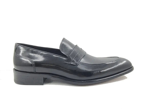 Carrucci Calfskin Modern Classic Penny Loafer