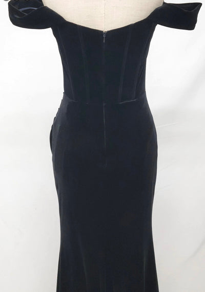 Chicas DM809 Modern Evening Black Floor-Length Style Velvet Dress