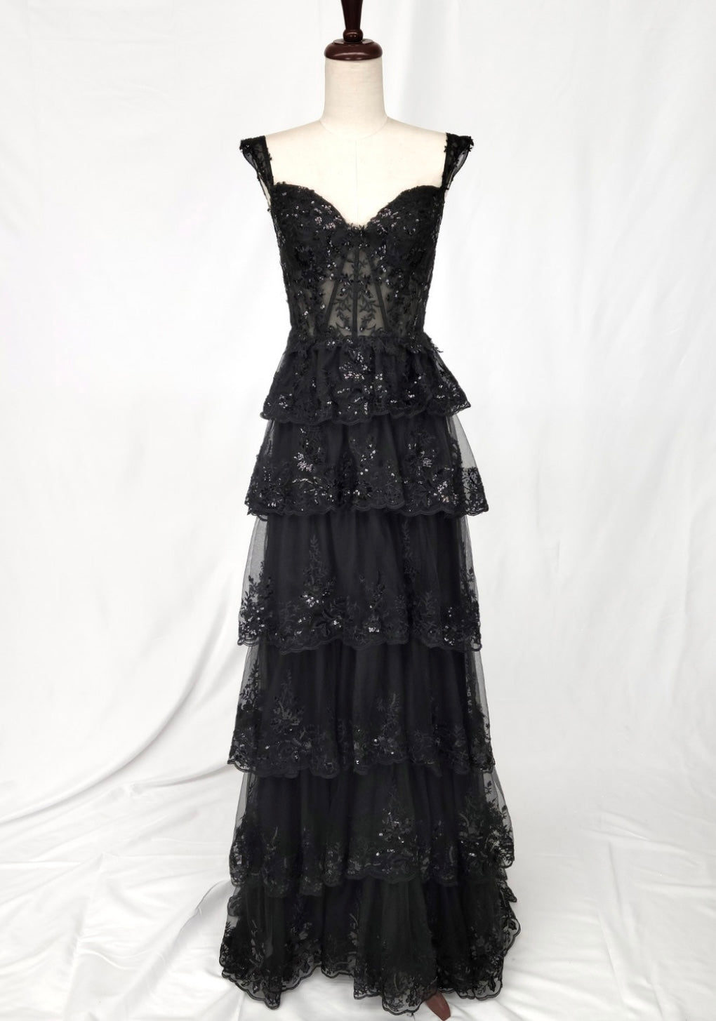 Chicas C2433 Romantic Printed Evening Black Floral Floor-Length Lace Dress
