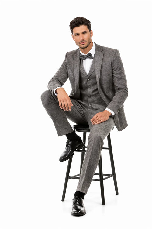 Men’s Two Button Vested Vintage Style Tweed Wedding Suit in Grey