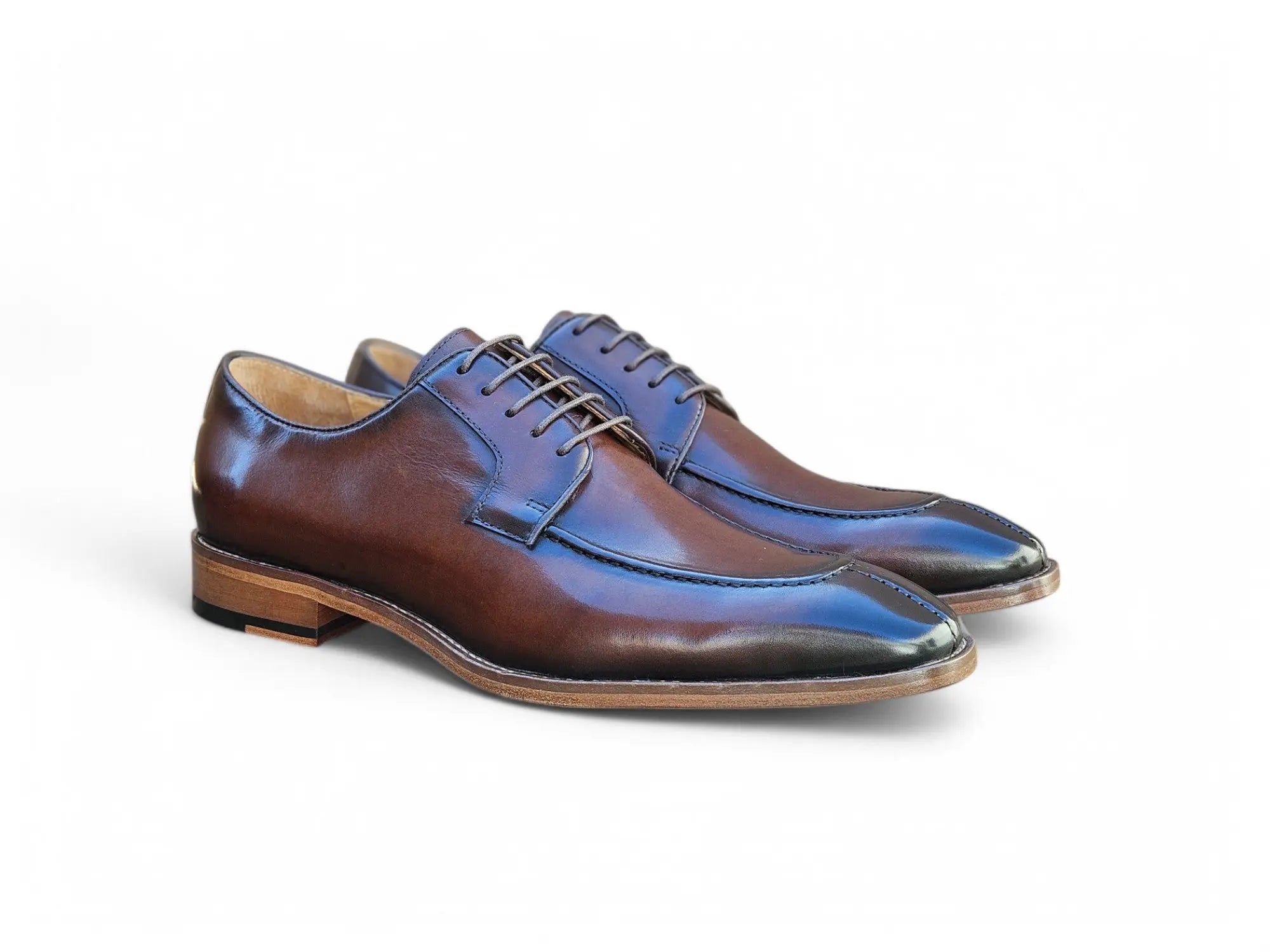 Split Toe Oxford in Leather Sole