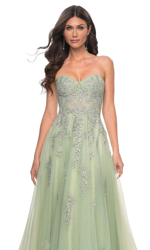 La Femme 32084 Lace Ornate Sweetheart Prom Dress