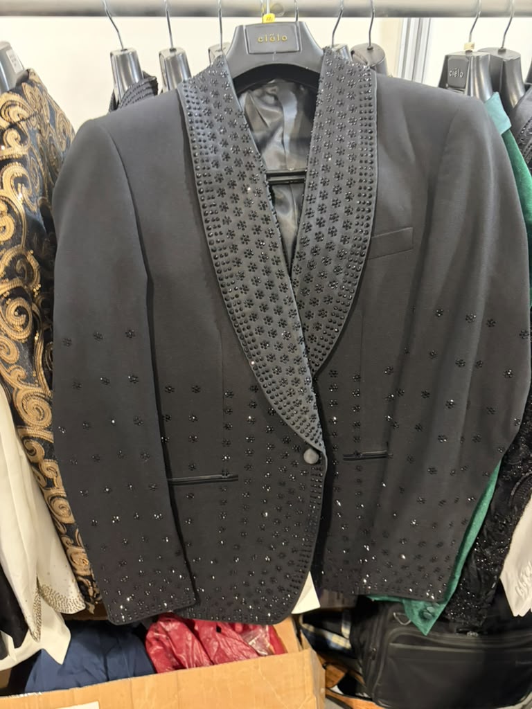 Men’s Black Western Blazer – Cowboy Tuxedo Jacket with Studded Shawl Collar with Glitter Lapel Rhinestone Lapel – SuitUSA
