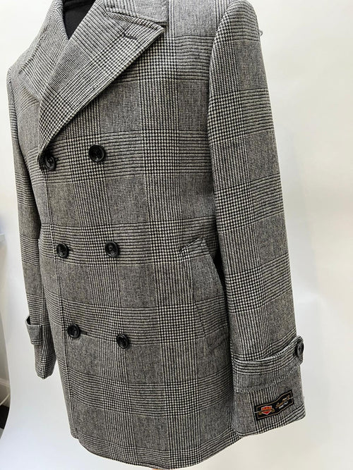 Mens Grey Plaid Double-Breasted Overcoat with Black Faux Fur Collar β Classic Winter Peacoat