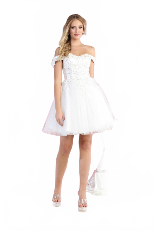 Dama Dresses for Quinceanera in Ivory Style MQ1964 Quince Outfit