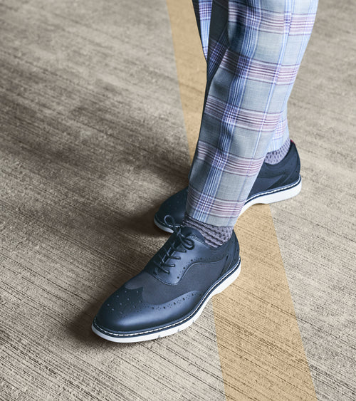 SUMMIT Wingtip Lace Up