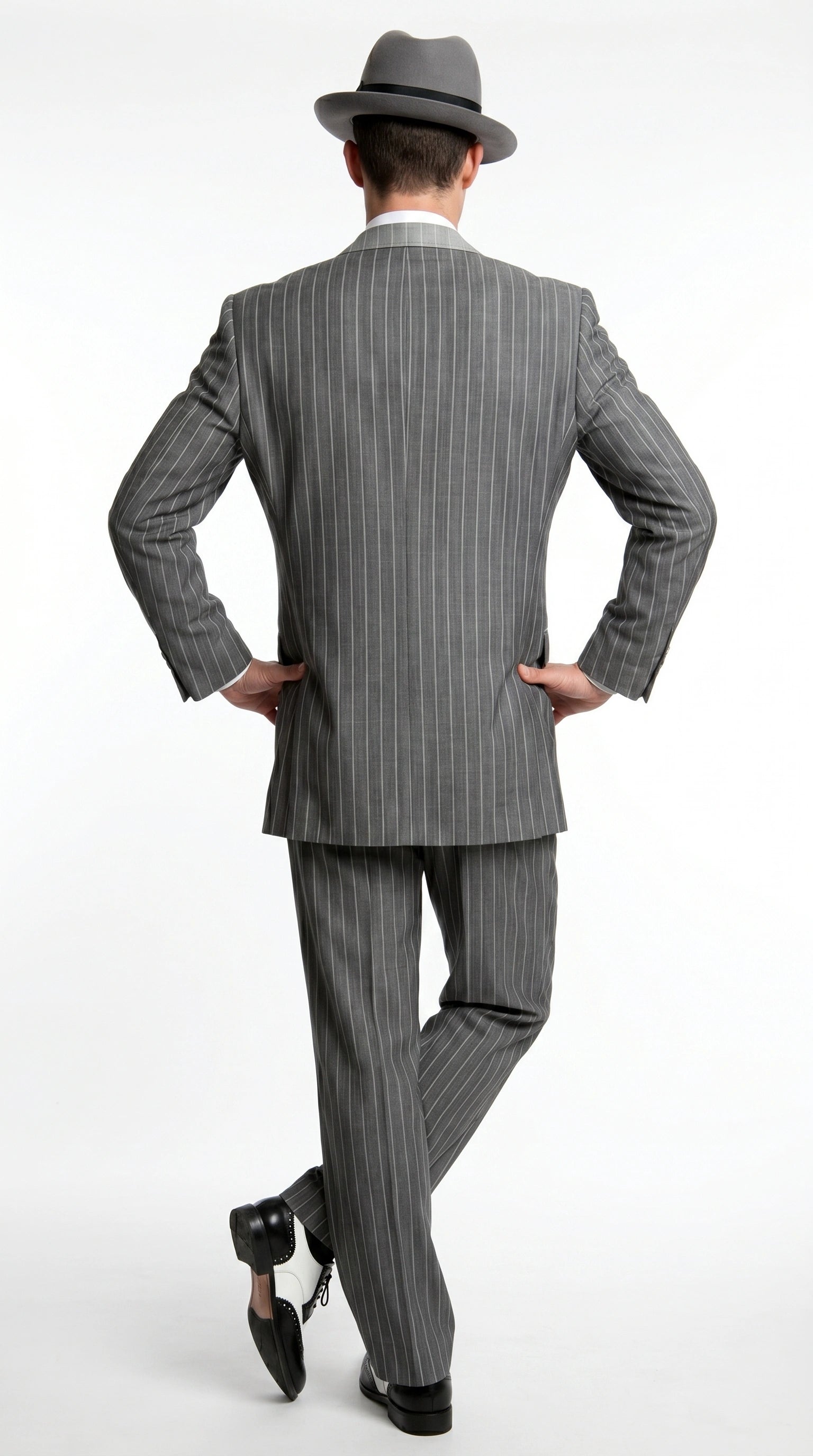 Men’s Grey Pinstripe 1920s Gangster 3 Piece Suit, Contrast Lapel Vintage Formal Suit for Parties, Prom, Weddings, and Theme Events