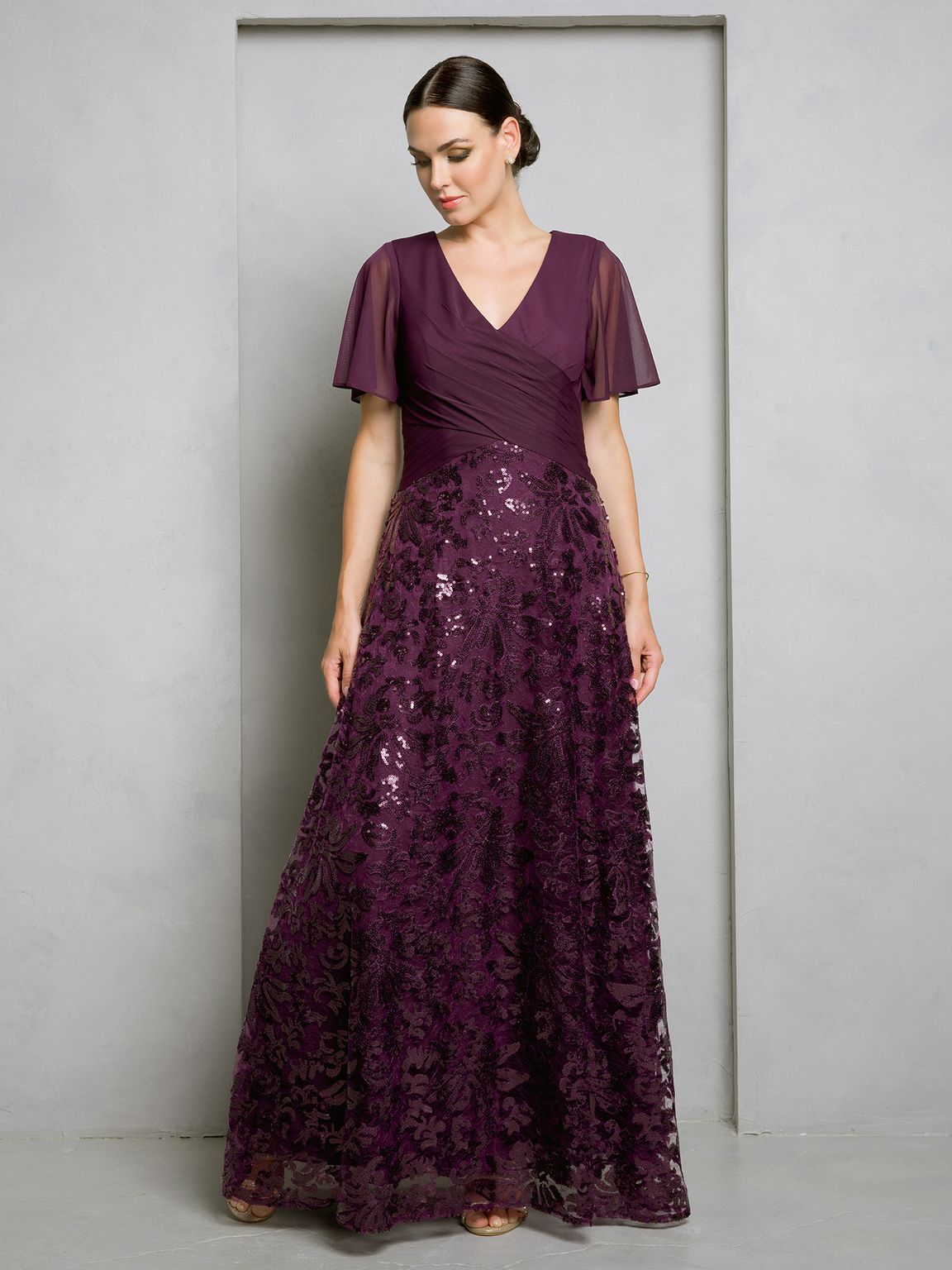 Eva USA EV3519 Full-Length Sequin Lace Dress with Structured Lining