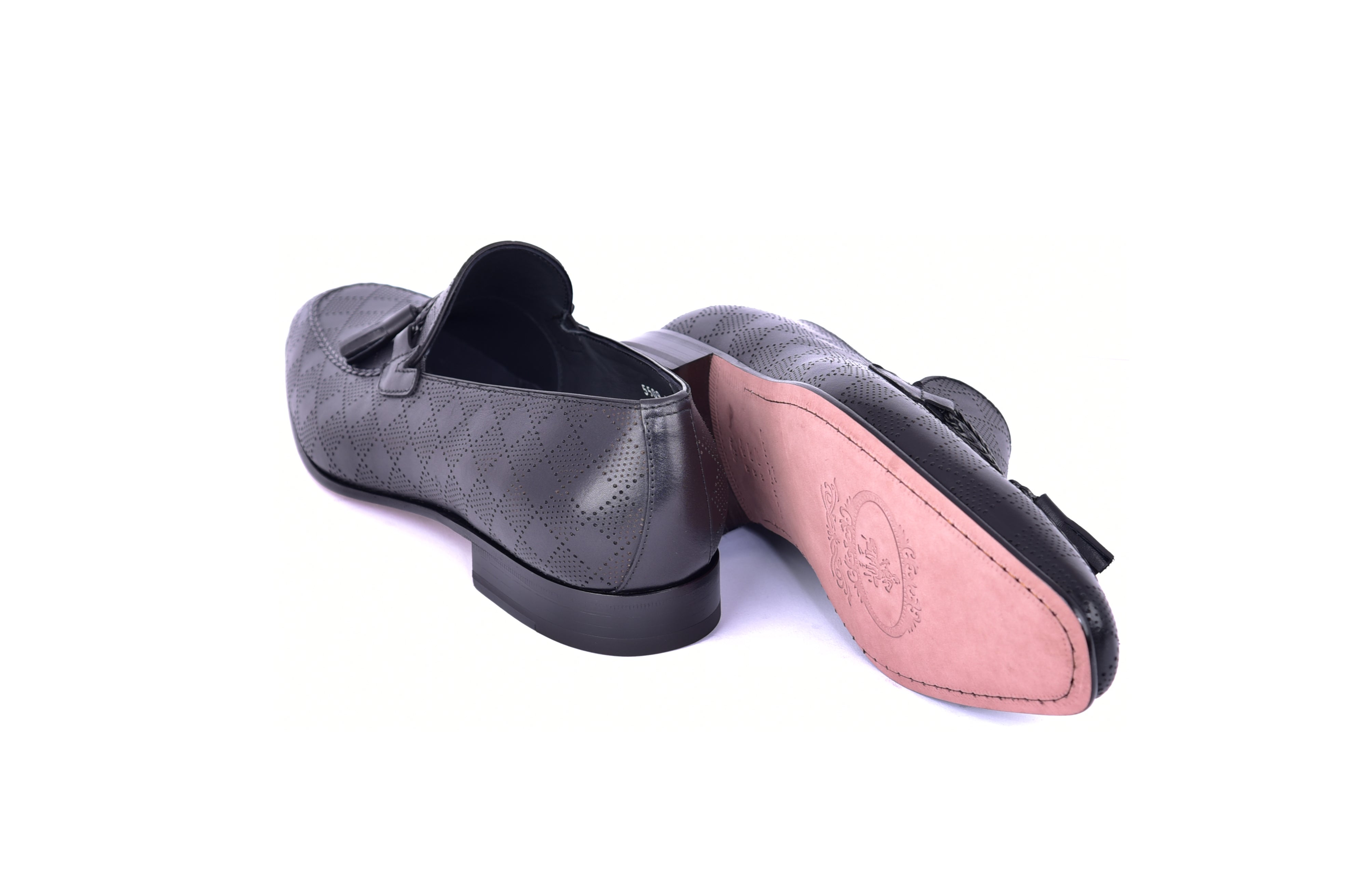 C0001113-5509 Tassel loafer with designed leather-Black