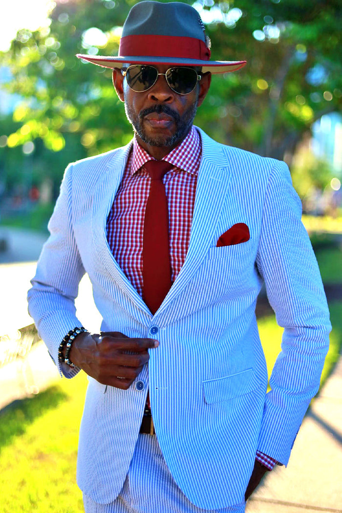 Mens Classic Summer Seersucker Pinstripe Suit in Blue