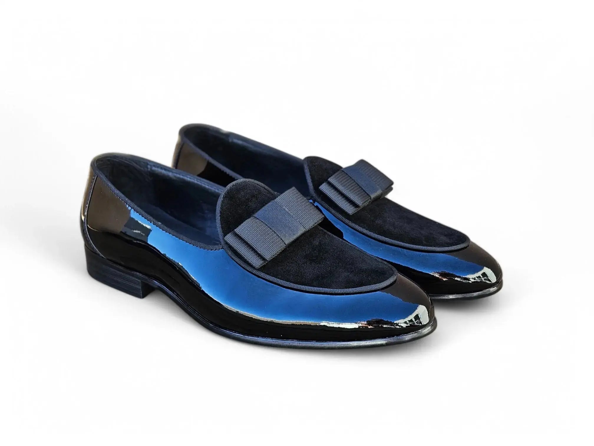 Carrucci Bow Tie Patent Leather Oxford - Luxury Formal Shoe – SuitUSA