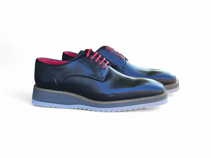 Carrucci Burnished Lace-up Leather Derby