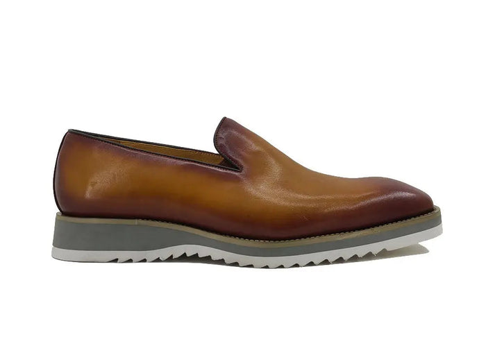 Carrucci Burnished Wholecut Loafer Lightweight Sole