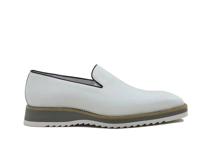 Carrucci Burnished Wholecut Loafer Lightweight Sole