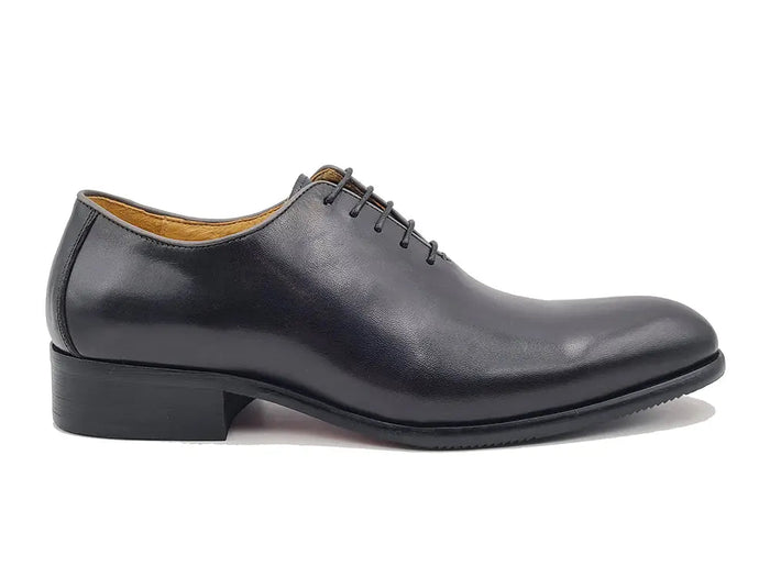 Carrucci Calfskin Whole Cut Lace-up Oxford