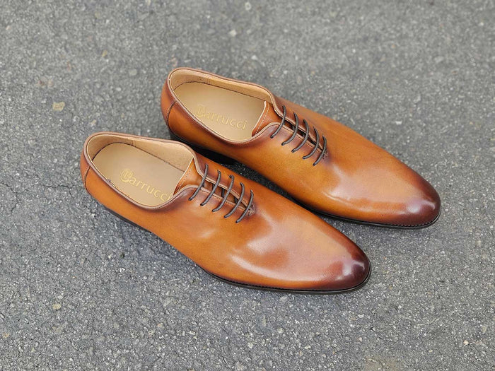 Carrucci Calfskin Whole Cut Lace-up Oxford