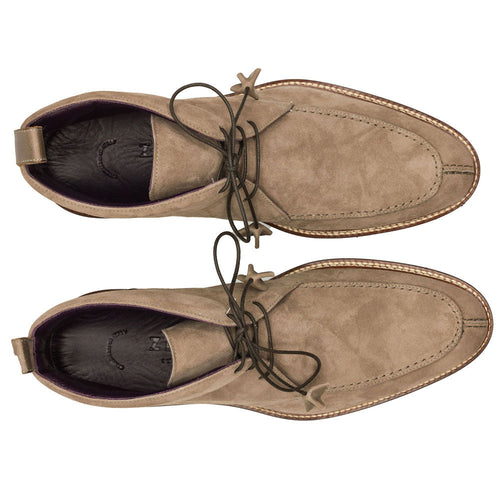 Zelli Campo Sueded Goatskin Three-Eyelet Chukka Boot in Taupe