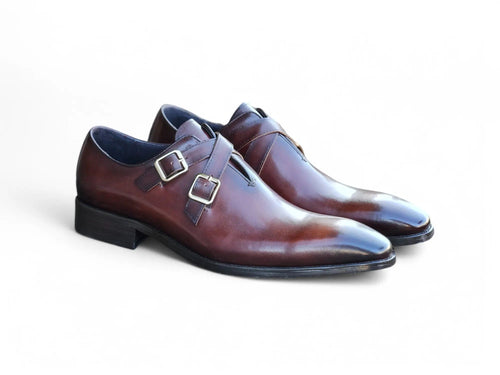 Cross Straps Wholecut Shoe