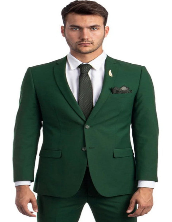 Emerald Green Suit - Slim Fit Wedding Suit For Groom and Groomsmen Groom different suit than groomsmen