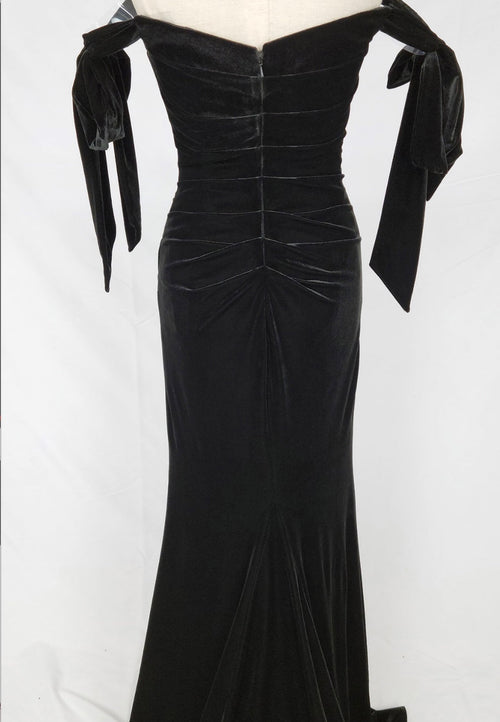 Chicas w811 Evening Black Floor-Length High-Slit Train Velvet Dress