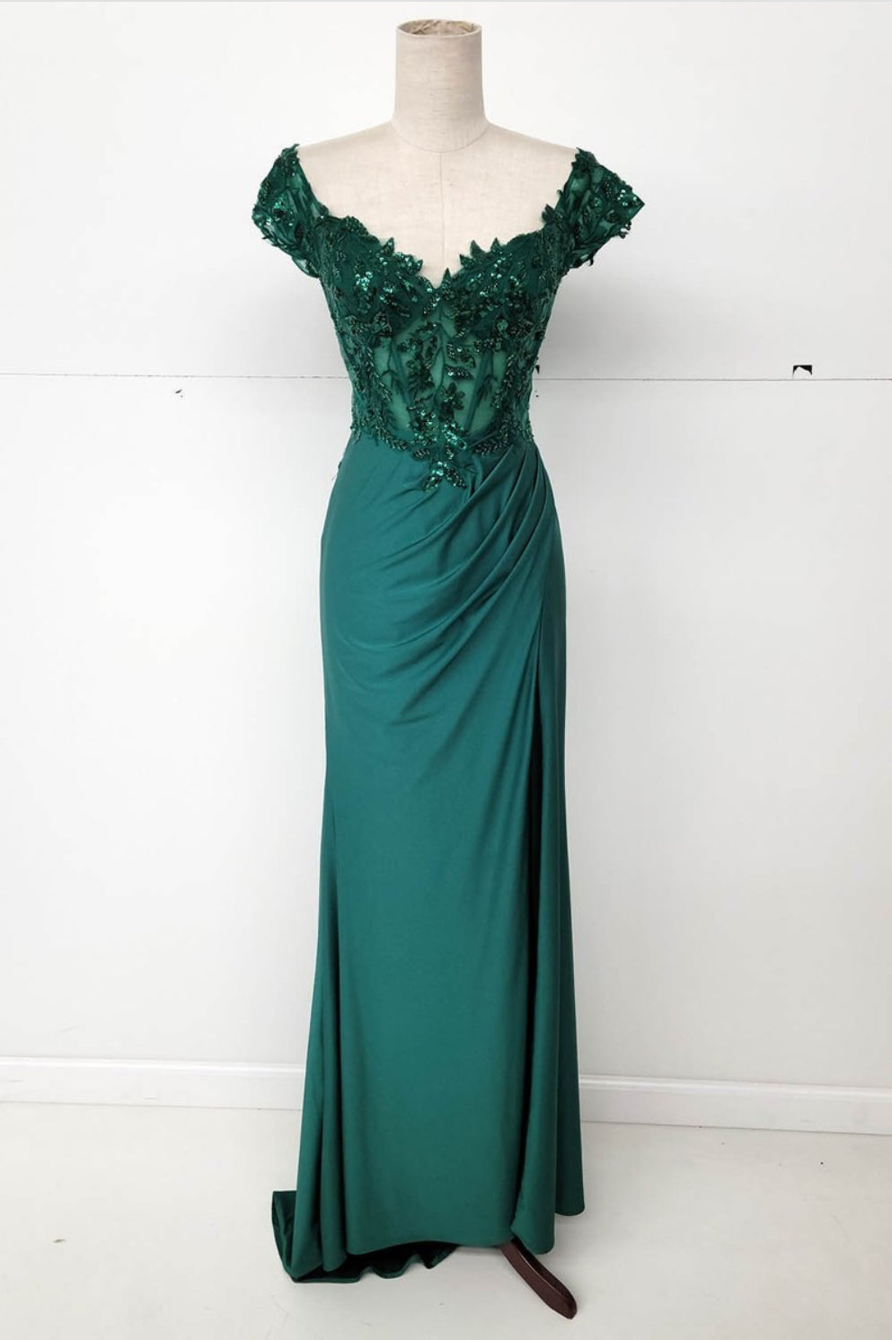 Chicas YG5027 Off-Shoulder Floor-Length High-Slit Formal Fabric Dress