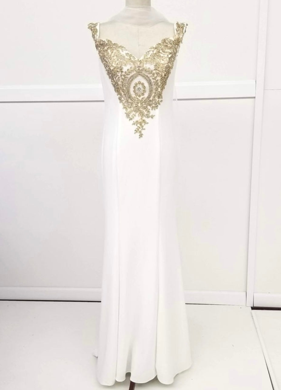 Chicas DM4011 Elegant Bridal Black Sleeveless Floor-Length Embroidered Fabric Dress