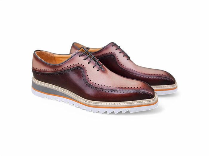 Carrucci Stylish Two-Tone Brogue Oxford