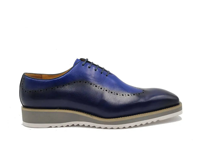 Carrucci Two Tone Oxford With Lightweight Sole