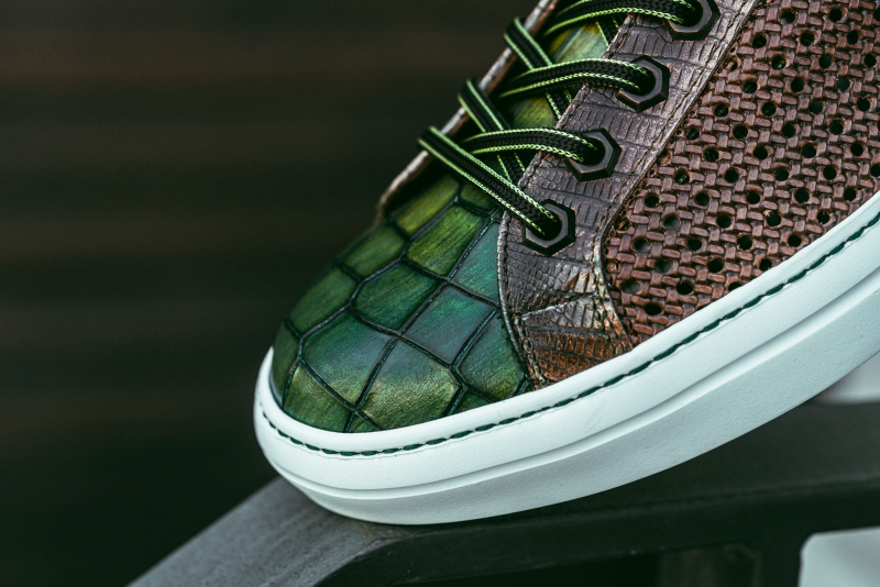 Zelli Vento Woven Crocodile Embossed Calfskin Sneakers in Cognac
