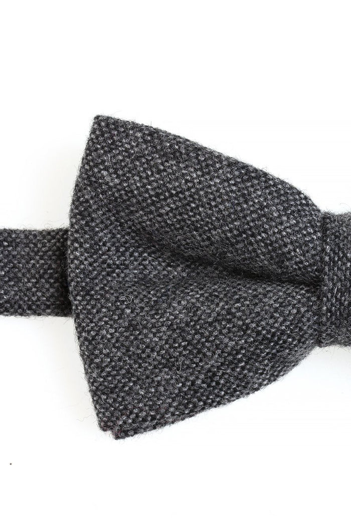 Charcoal Tweed Bow Tie by BLACKTIE
