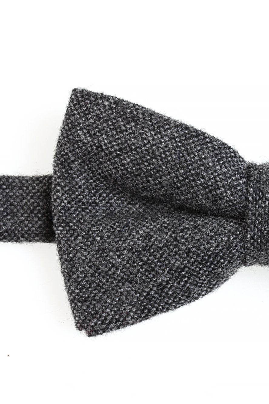Charcoal Tweed Bow Tie by BLACKTIE
