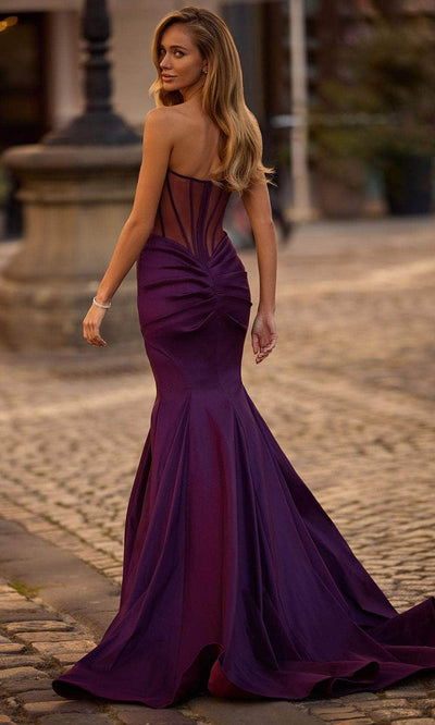 La Femme 32791 Strapless Sweetheart Mermaid Prom Gown