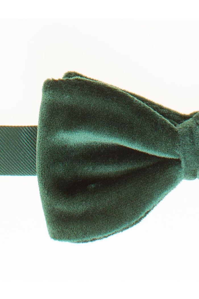 Luxor Evergreen Velvet Bow Tie by Larr Brio