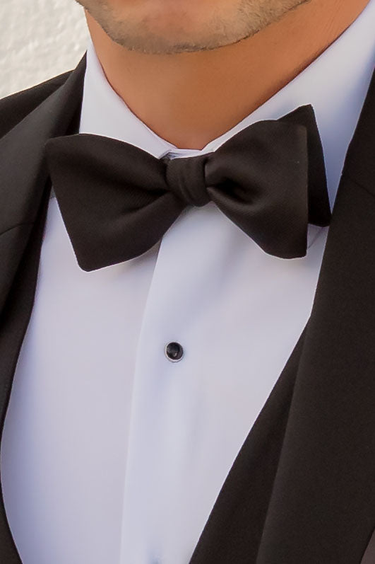 Black Modern Solid Bow Tie by Larr Brio