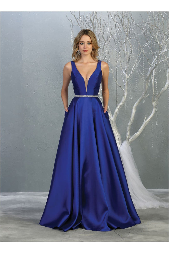 A Line Plunging V Neck Evening Gown Side Pockets Sleeveless Prom Dress
