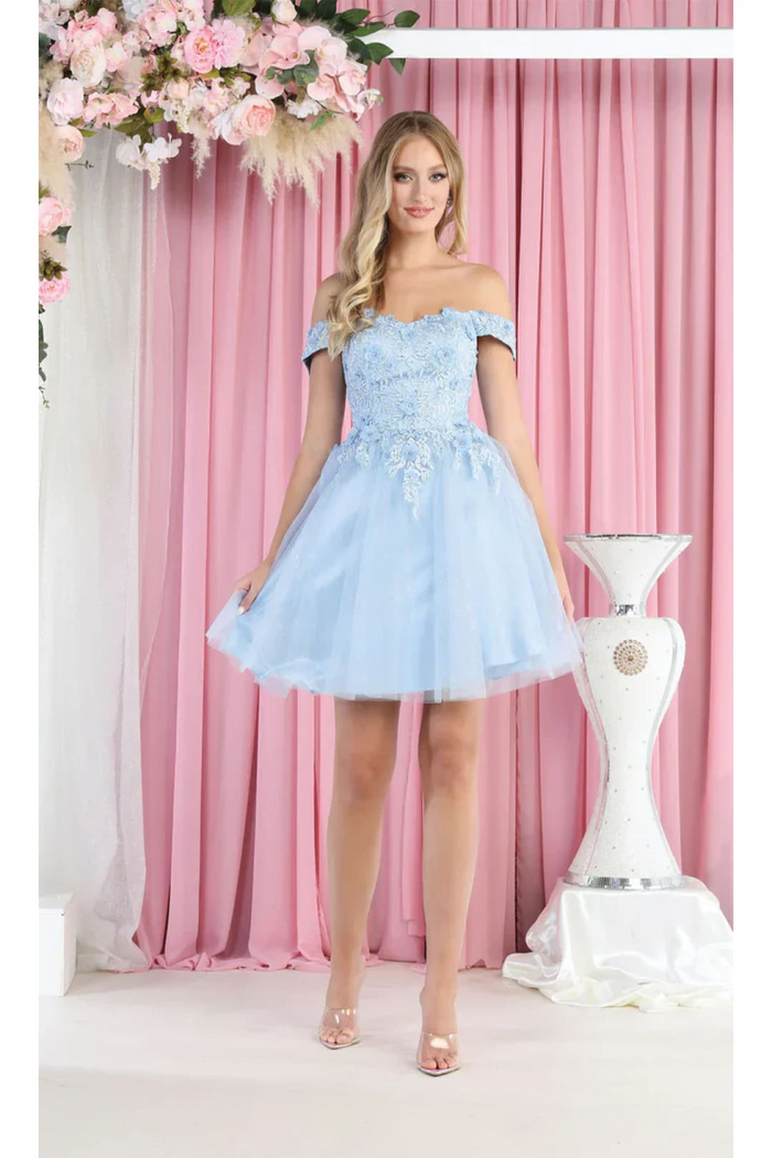 Dama Dresses for Quinceanera in Baby blue Style MQ1964 Quince Outfit