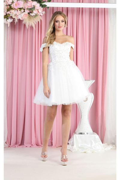 Dama Dresses for Quinceanera in Ivory Style MQ1964 Quince Outfit