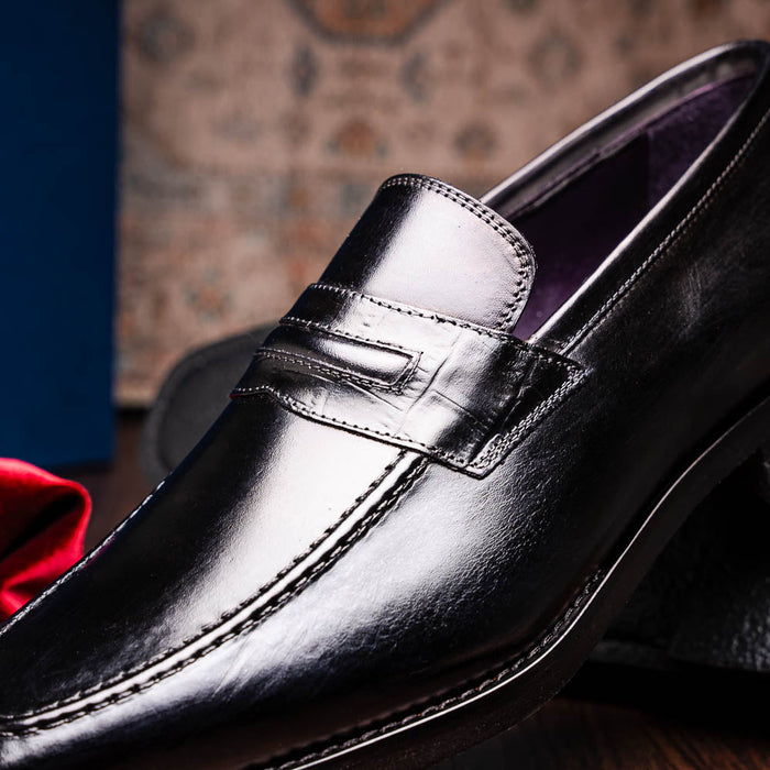 Zelli Meo Hand-Burnished Calfskin Loafers with Embossed Vamp in Black