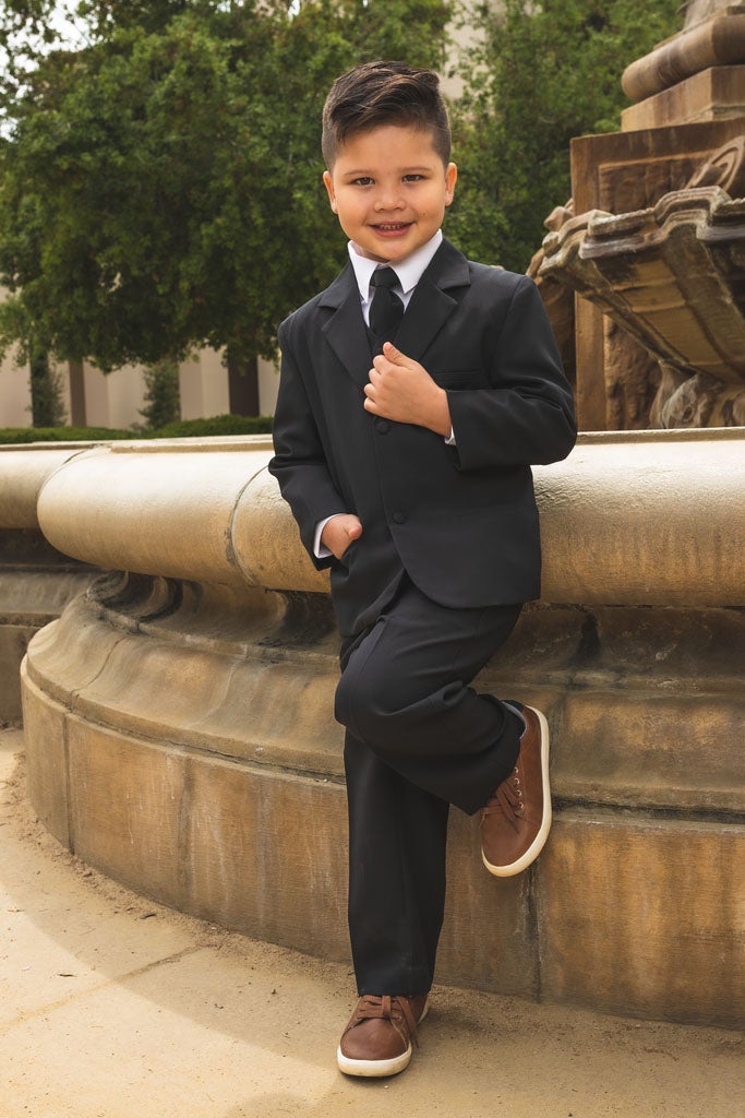 Joey Kids Black Suit 5-Piece Set by Peanut Butter Collection