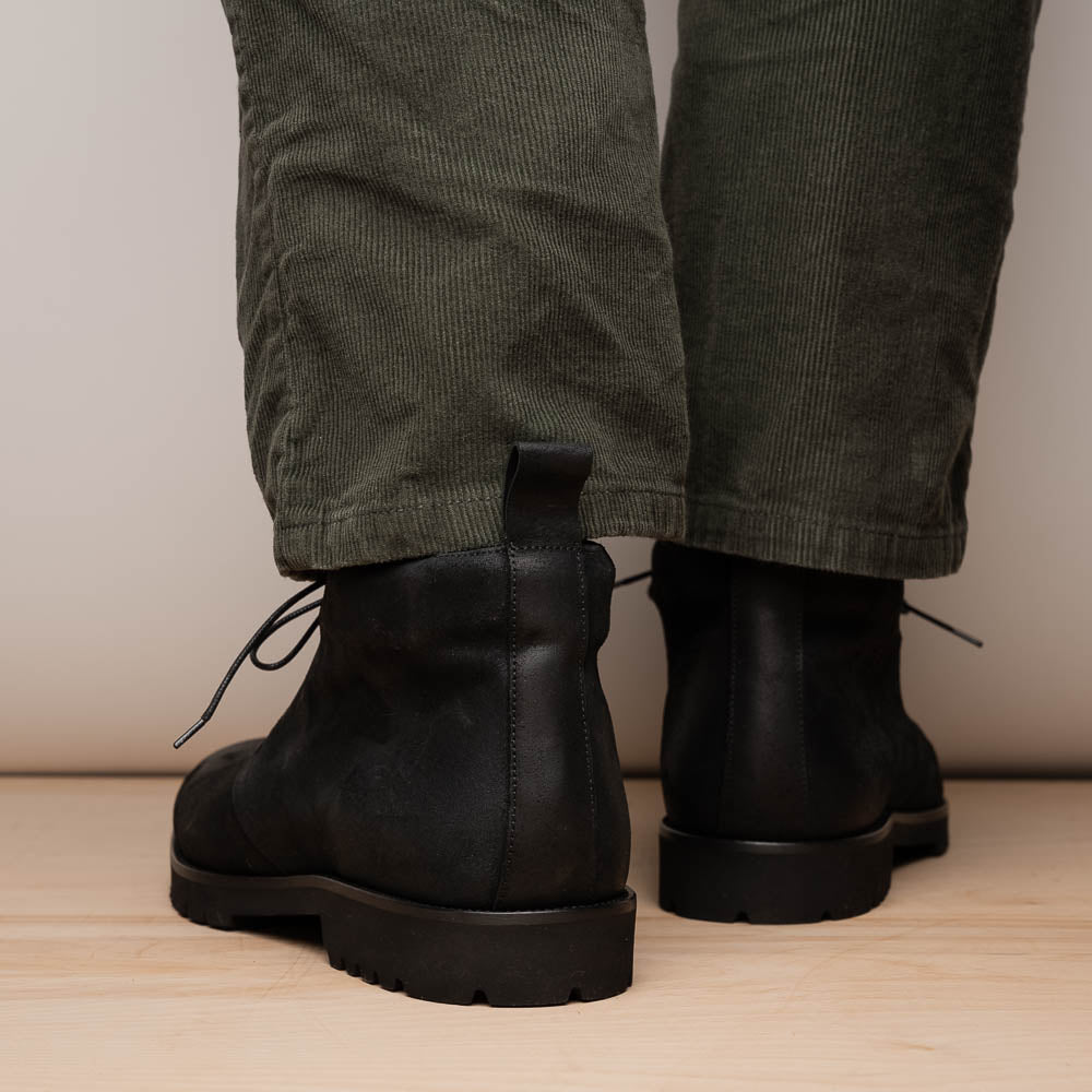 Zelli Rezza Italian Suede Chukka Boot in Black with Vibram Sole