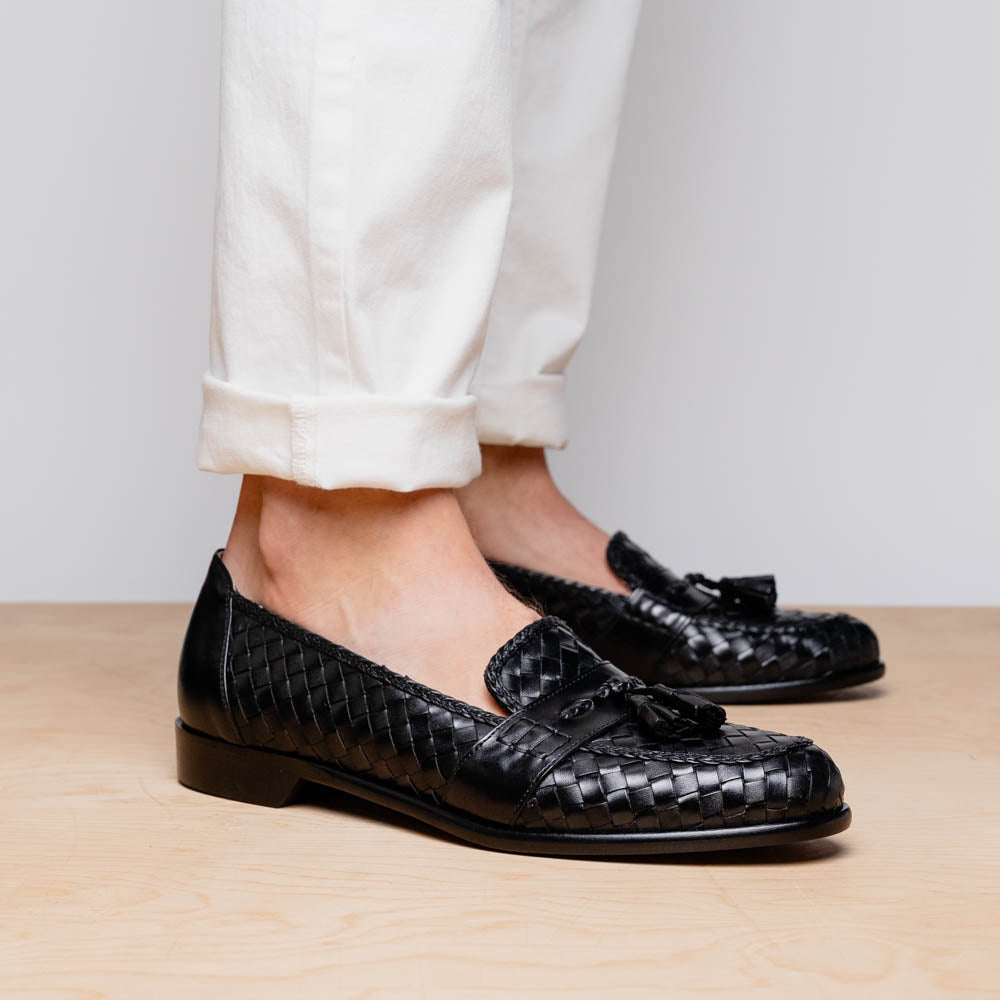 Zelli Riviera Woven Calfskin Tassel Loafers in Black