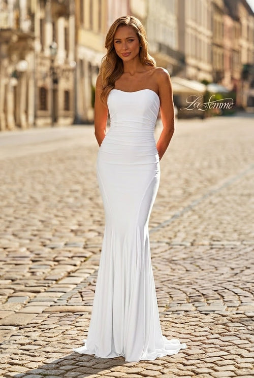 La Femme 33403 Semi Sweetheart Ruched Waist Gown