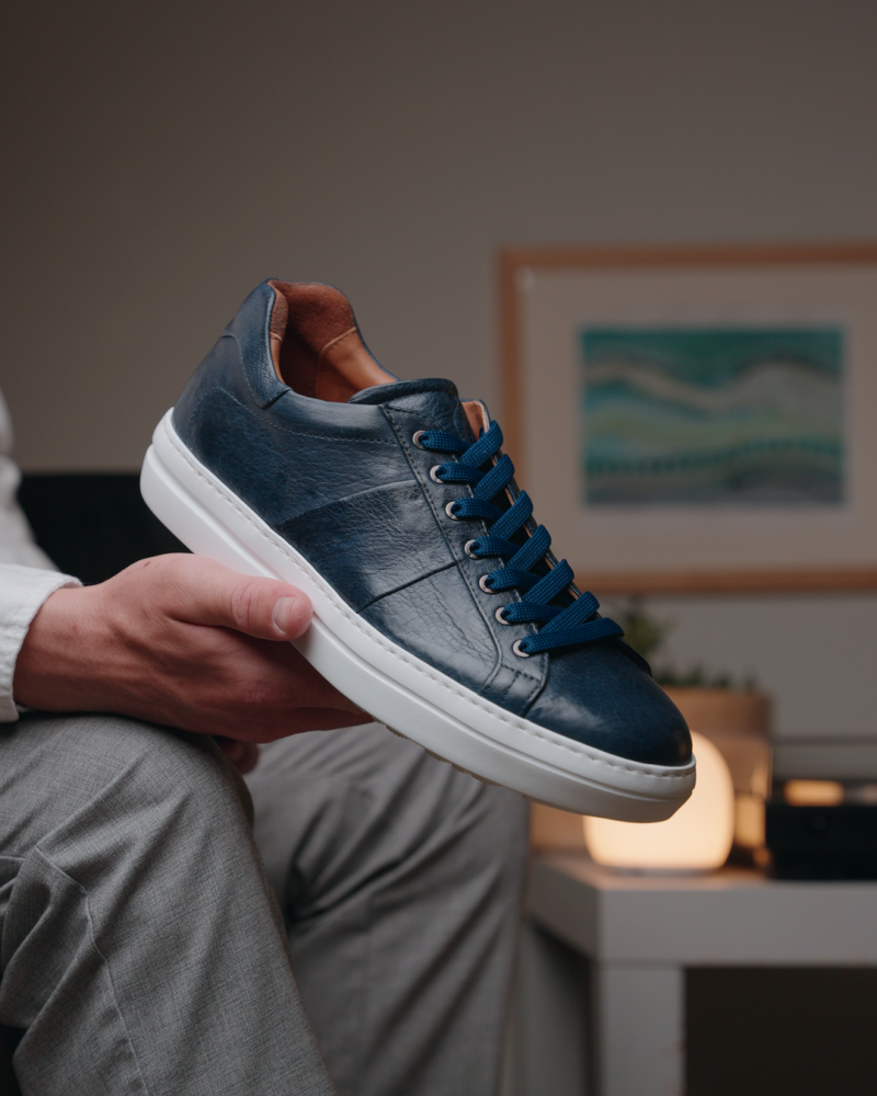 Zelli Vivo Tumbled Calfskin Sneakers in Navy with Contrast Soles