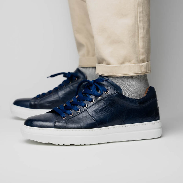 Zelli Vivo Tumbled Calfskin Sneakers in Navy with Contrast Soles
