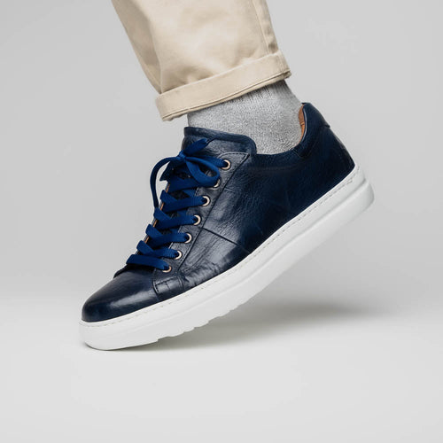 Zelli Vivo Tumbled Calfskin Sneakers in Navy with Contrast Soles